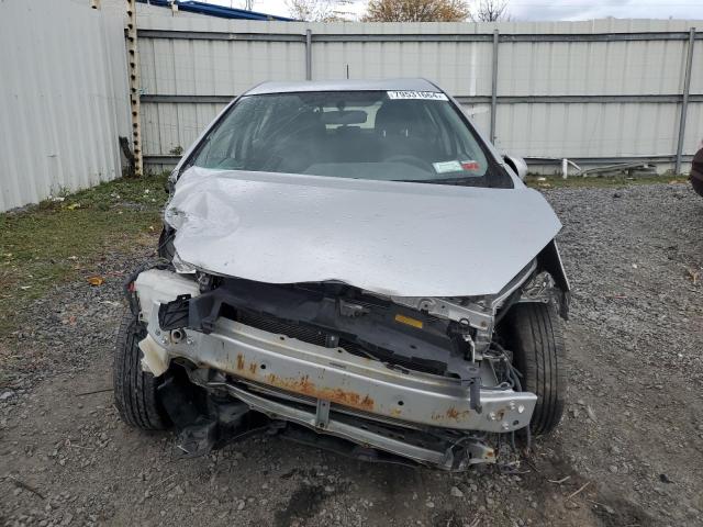Photo 5 from auction – 2014 TOYOTA PRIUS C with VIN JTDKDTB37E1084969