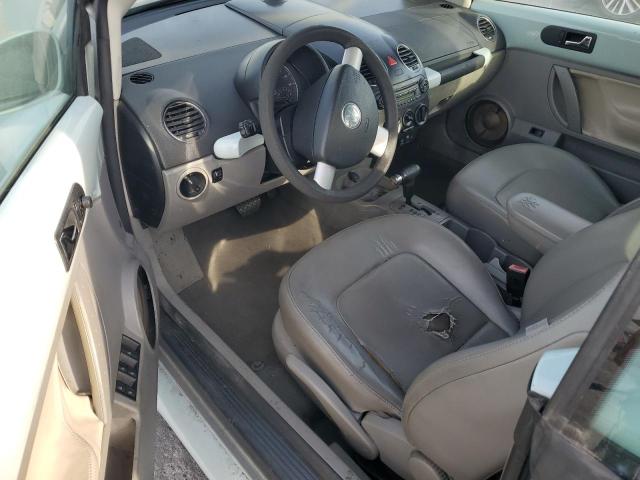 Photo 8 from auction – 2006 VOLKSWAGEN BEETLE with VIN 3VWRF31Y56M329775
