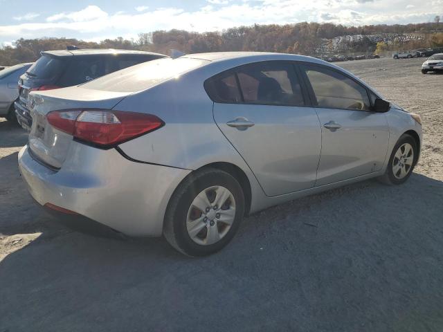 Photo 3 from auction – 2016 KIA FORTE LX with VIN KNAFK4A66G5478450