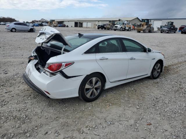 Photo 3 from auction – 2011 HYUNDAI SONATA HYB with VIN KMHEC4A4XBA013420