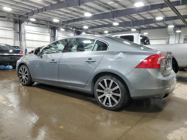 Photo 2 from auction – 2016 VOLVO S60 PLATIN with VIN LYV612TM6GB099700