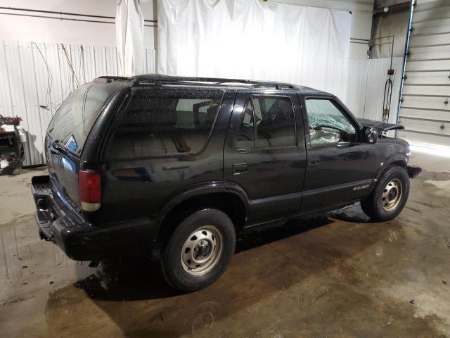 Photo 3 from auction – 2001 CHEVROLET BLAZER with VIN 1GNDT13WX1K216434