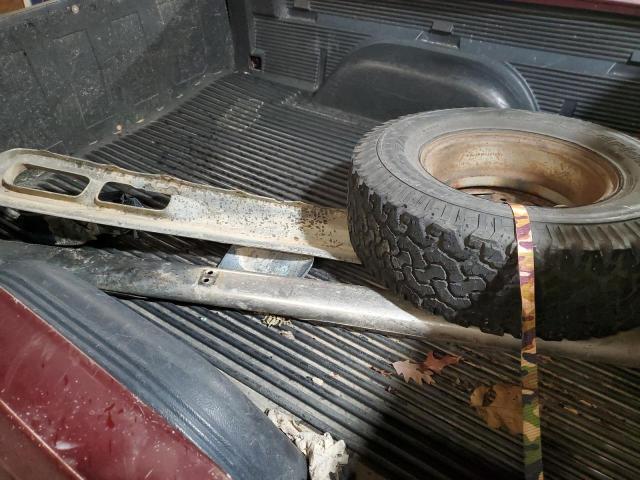 Photo 12 from auction – 2002 CHEVROLET SILVERADO with VIN 2GCEK19T521148056