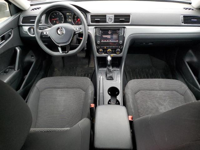 Photo 8 from auction – 2016 VOLKSWAGEN PASSAT S with VIN 1VWAS7A38GC022592