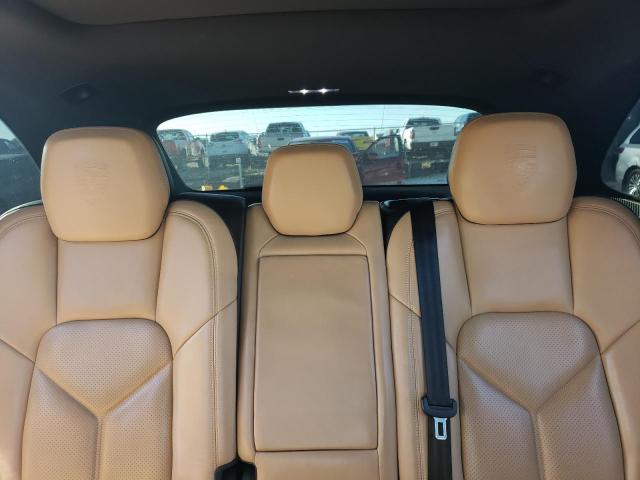 Photo 10 from auction – 2017 PORSCHE CAYENNE SE with VIN WP1AE2A29HLA73152