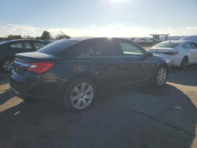 Photo 3 from auction – 2012 CHRYSLER 200 LX with VIN 1C3CCBAB4CN126888