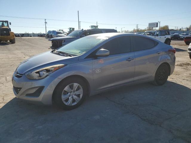 HYUNDAI ELANTRA SE 2016 with VIN 5NPDH4AE6GH765707 - Photo from auction
