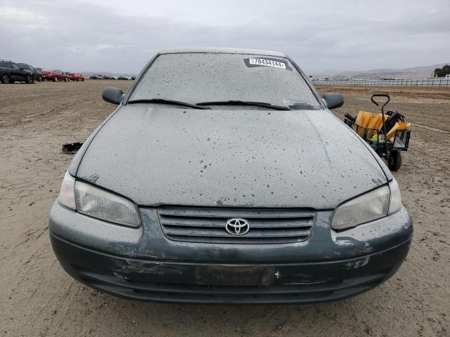 Photo 5 from auction – 1999 TOYOTA CAMRY LE with VIN JT2BF22K3X0180028