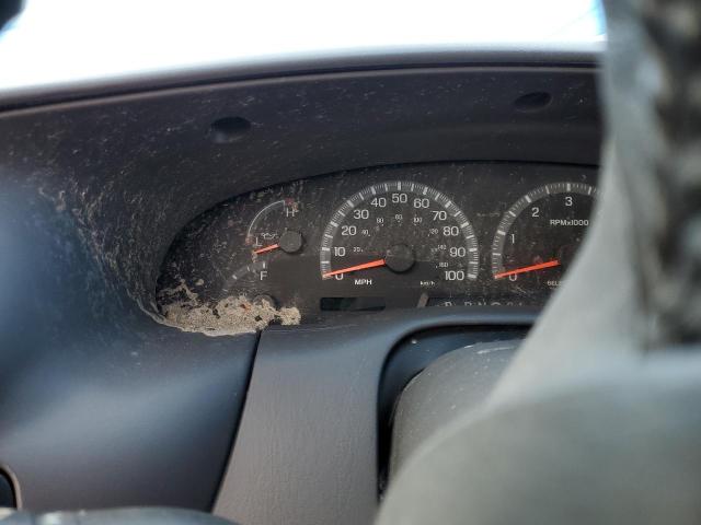 Photo 9 from auction – 2002 FORD F150 with VIN 1FTRX18L12KC01419