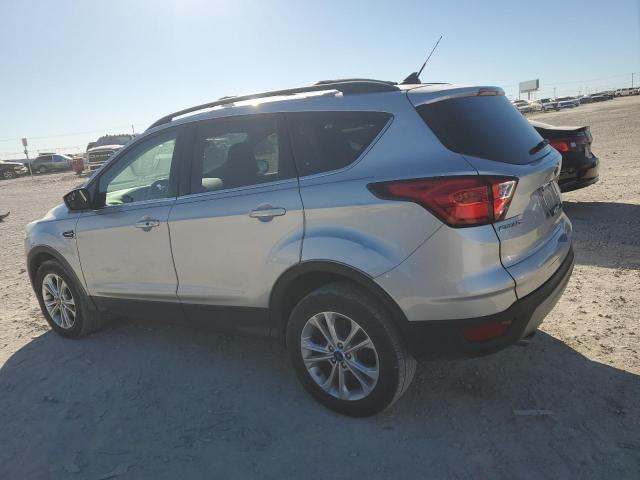 Photo 2 from auction – 2019 FORD ESCAPE SE with VIN 1FMCU9GD3KUA23441