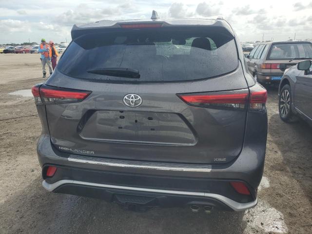 Photo 6 from auction – 2022 TOYOTA HIGHLANDER with VIN 5TDJZRAH0NS103278