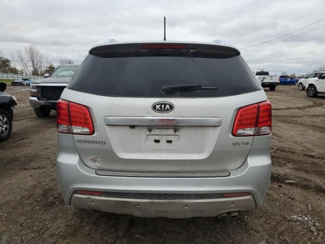 Photo 6 from auction – 2013 KIA SORENTO SX with VIN 5XYKWDA24DG352089