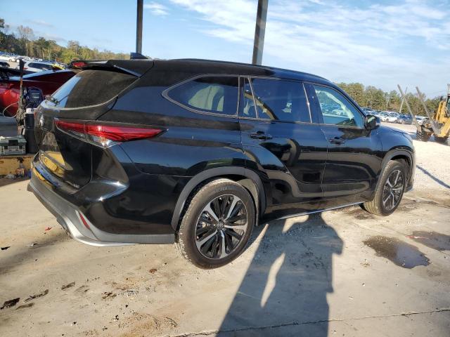 Photo 3 from auction – 2021 TOYOTA HIGHLANDER with VIN 5TDLZRAH9MS074788