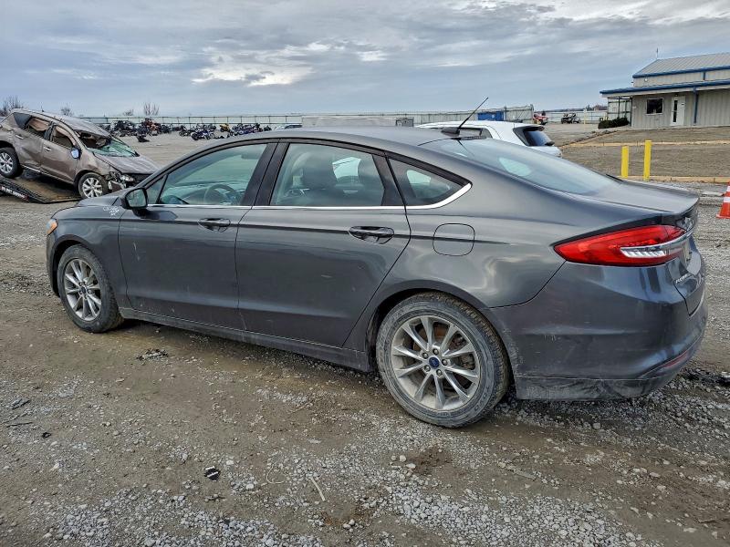 Photo 2 from auction – 2017 FORD FUSION SE with VIN 3FA6P0HD5HR251207