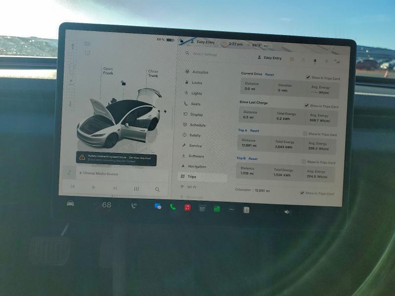Photo 9 from auction – 2024 TESLA MODEL 3 with VIN 5YJ3E1EA5RF831367