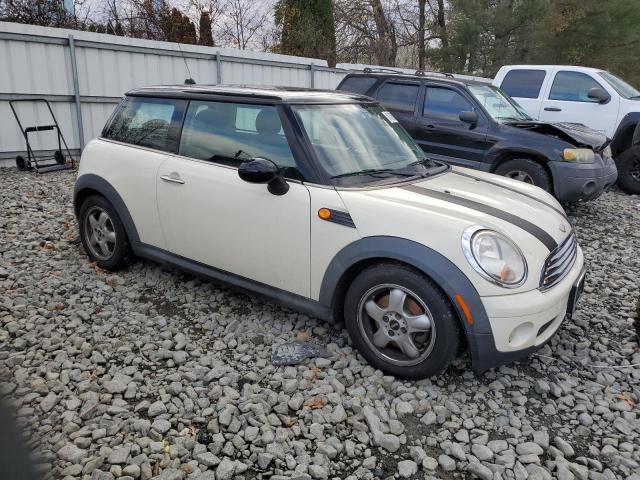 Photo 4 from auction – 2010 MINI COOPER with VIN WMWMF3C51ATZ61826