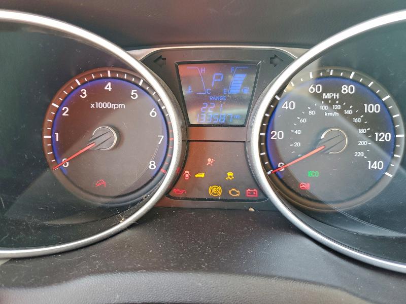 Photo 9 from auction – 2014 HYUNDAI TUCSON with VIN KM8JU3AG9EU831773
