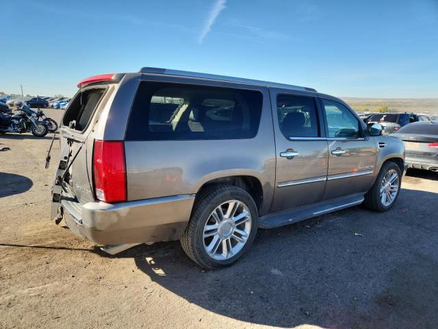 Photo 3 from auction – 2013 CADILLAC ESCALADE E with VIN 1GYS4HEF1DR108552