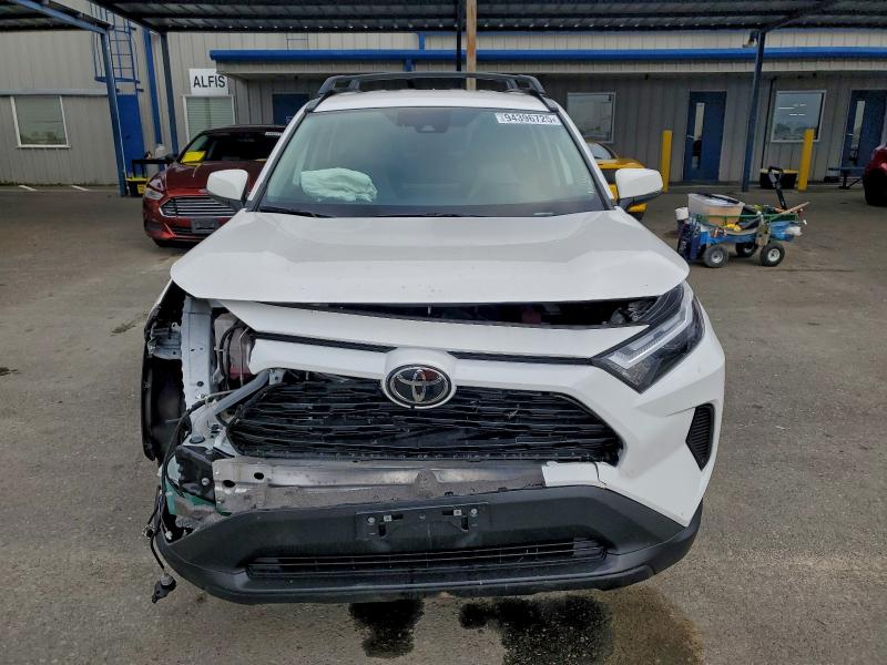 Photo 5 from auction – 2024 TOYOTA RAV4 XLE with VIN 2T3P1RFVXRW433224