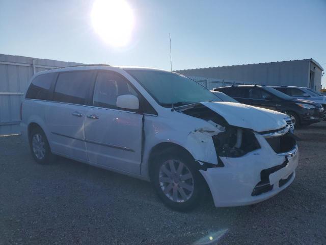 Photo 4 from auction – 2015 CHRYSLER TOWN & COU with VIN 2C4RC1BG3FR677475