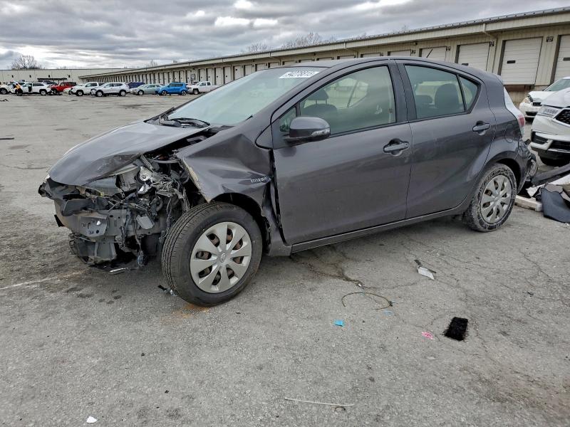 TOYOTA PRIUS C 2014 with VIN JTDKDTB31E1560777 - Photo from auction