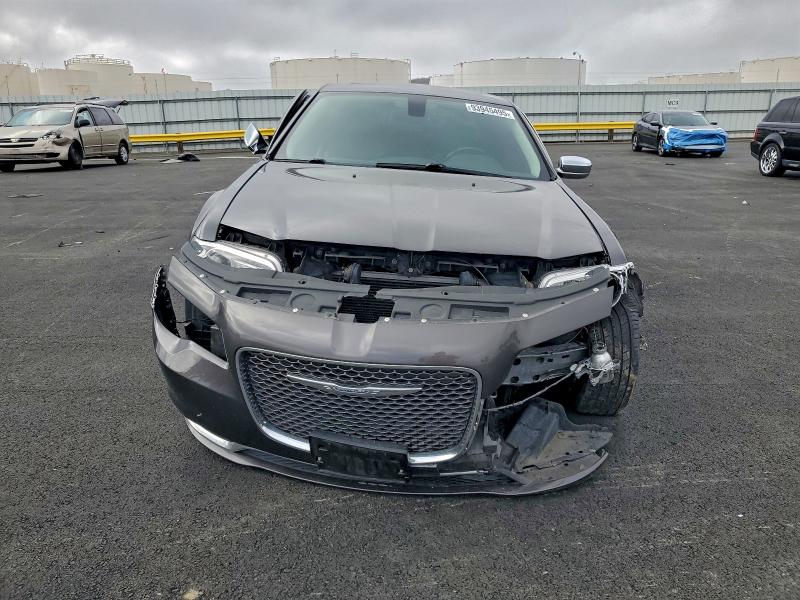 Photo 5 from auction – 2016 CHRYSLER 300C with VIN 2C3CCAEGXGH298437