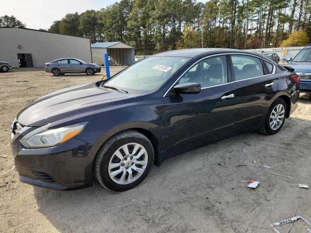 NISSAN ALTIMA 2.5 2018 with VIN 1N4AL3AP4JC229876 - Photo from auction