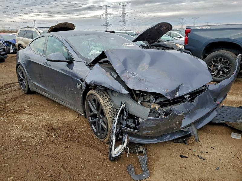 Photo 4 from auction – 2022 TESLA MODEL S with VIN 5YJSA1E61NF479854