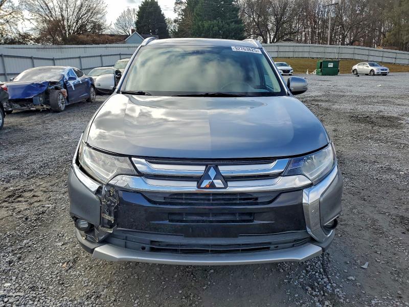 Photo 5 from auction – 2017 MITSUBISHI OUTLANDER with VIN JA4AD3A3XHZ060386