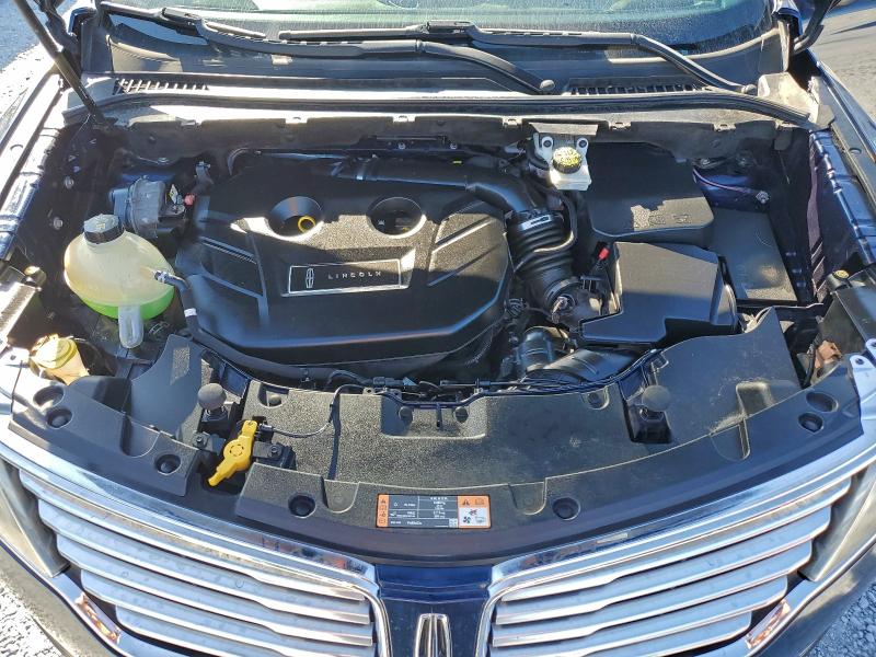Photo 12 from auction – 2017 LINCOLN MKC PREMIE with VIN 5LMCJ1D96HUL56510