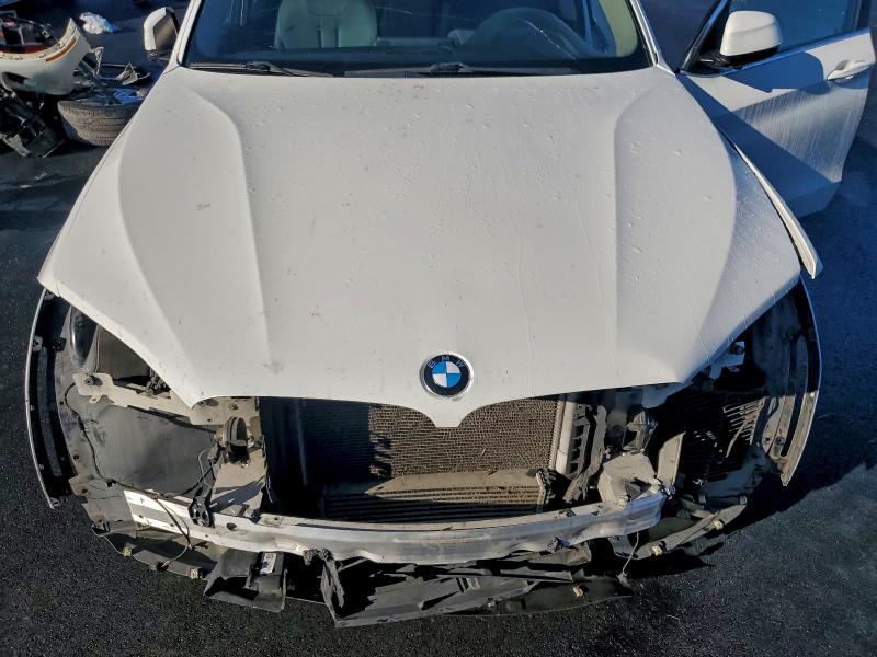 Photo 12 from auction – 2014 BMW X5 XDRIVE3 with VIN 5UXKR0C52E0K49878