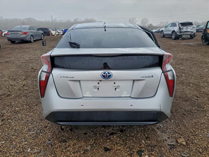 Photo 6 from auction – 2018 TOYOTA PRIUS with VIN JTDKBRFU2J3067698
