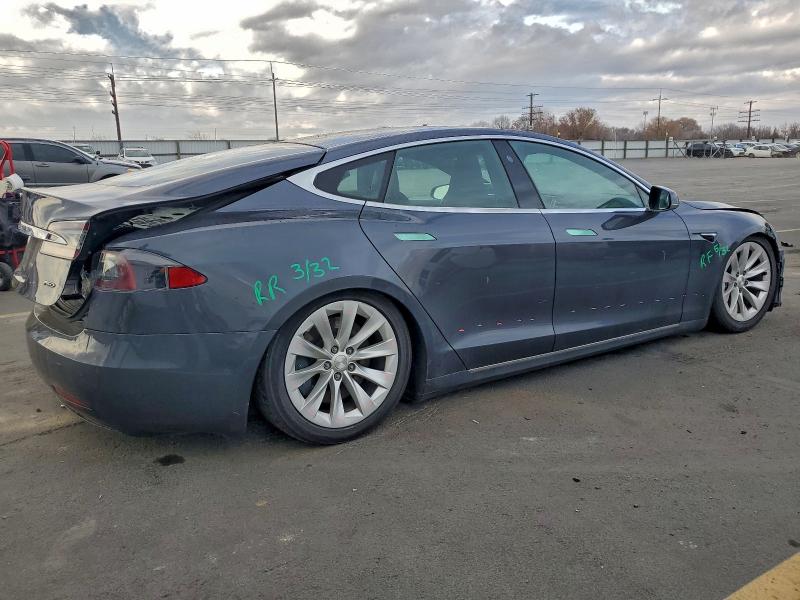 Photo 3 from auction – 2017 TESLA MODEL S with VIN 5YJSA1E23HF219280