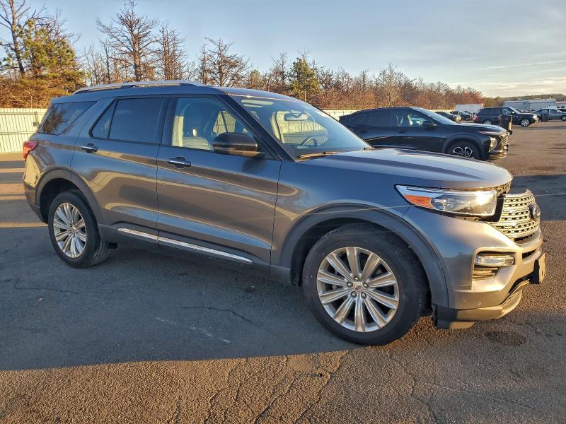 Photo 4 from auction – 2021 FORD EXPLORER L with VIN 1FMSK8FH2MGA21794