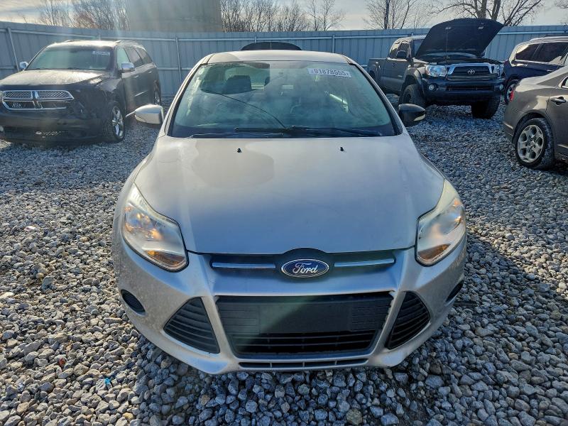Photo 5 from auction – 2014 FORD FOCUS SE with VIN 1FADP3F29EL192702