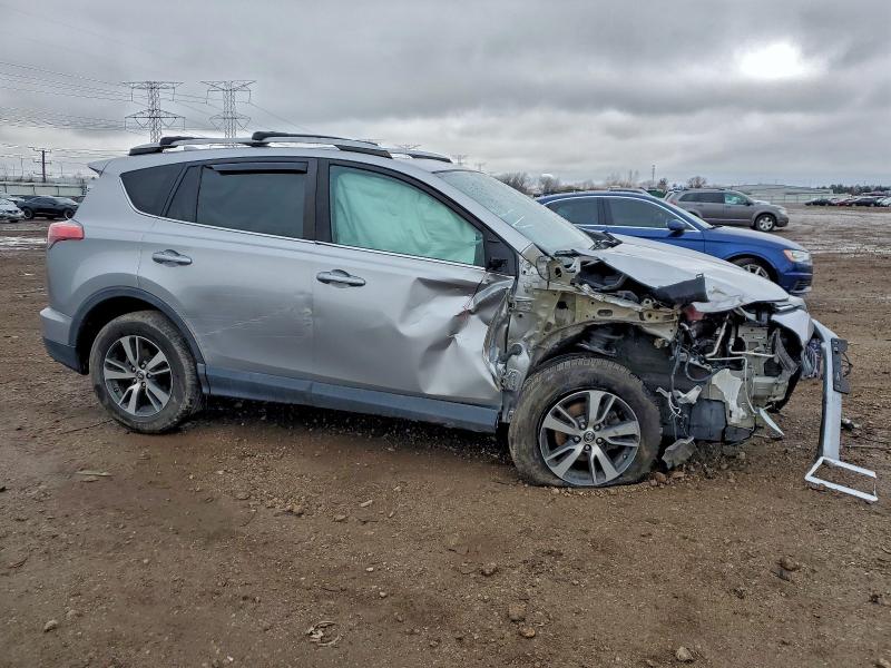 Photo 4 from auction – 2017 TOYOTA RAV4 XLE with VIN 2T3WFREV3HW356516