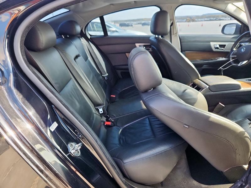Photo 10 from auction – 2014 JAGUAR XF with VIN SAJWA0ES0EPU19189