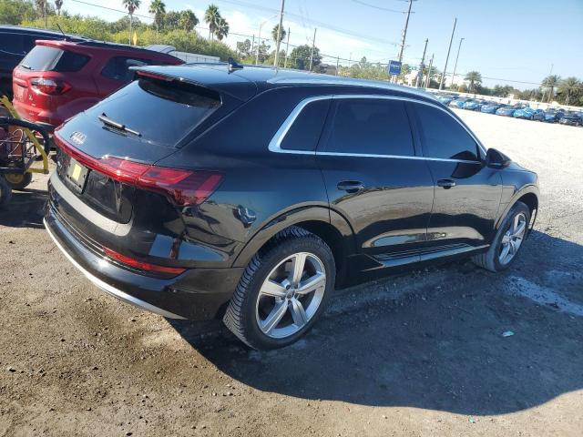 Photo 3 from auction – 2019 AUDI E-TRON PRE with VIN WA1LAAGE9KB023652