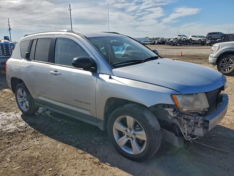 Photo 4 from auction – 2012 JEEP COMPASS LA with VIN 1C4NJCEB0CD601842