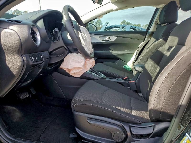 Photo 7 from auction – 2023 KIA FORTE with VIN 3KPF24AD8PE564591