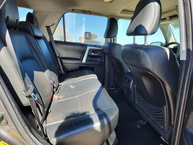 Photo 11 from auction – 2015 TOYOTA 4RUNNER SR with VIN JTEBU5JRXF5275115