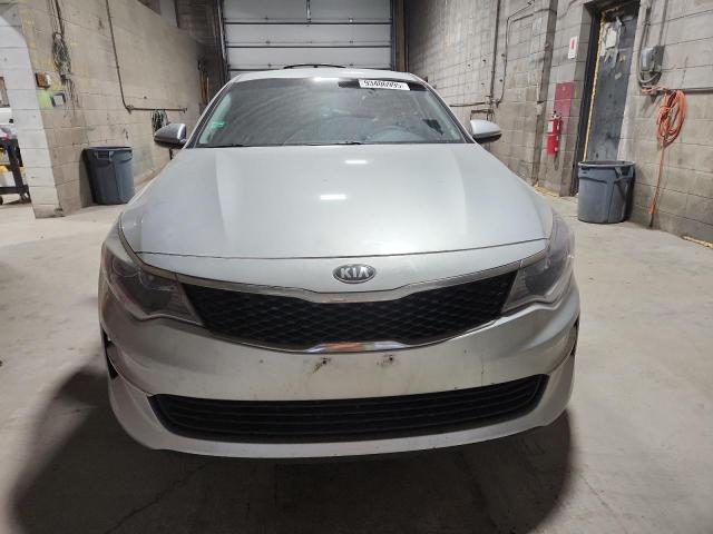 Photo 5 from auction – 2017 KIA OPTIMA LX with VIN 5XXGT4L30HG134293