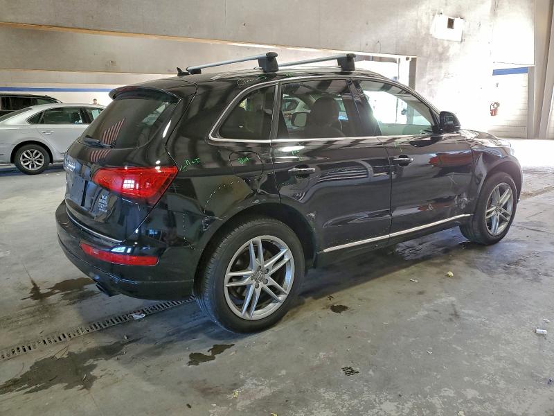 Photo 3 from auction – 2017 AUDI Q5 PREMIUM with VIN WA1C2AFP2HA096764