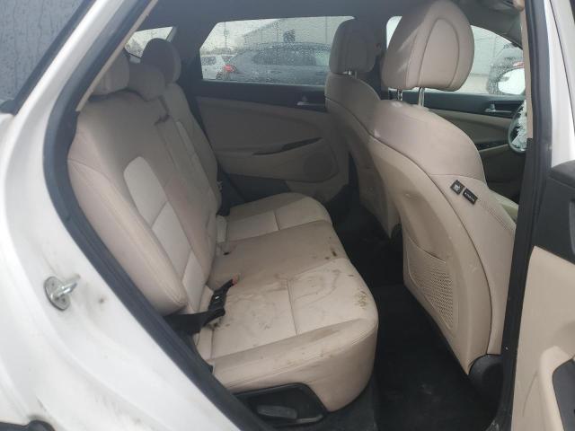 Photo 11 from auction – 2017 HYUNDAI TUCSON SE with VIN KM8J23A42HU383585