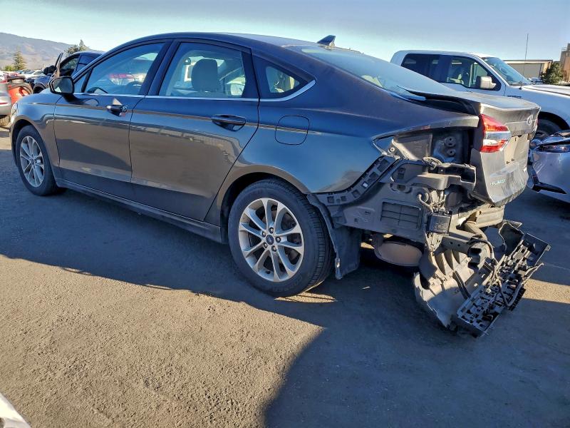 Photo 2 from auction – 2019 FORD FUSION SE with VIN 3FA6P0HD5KR149249
