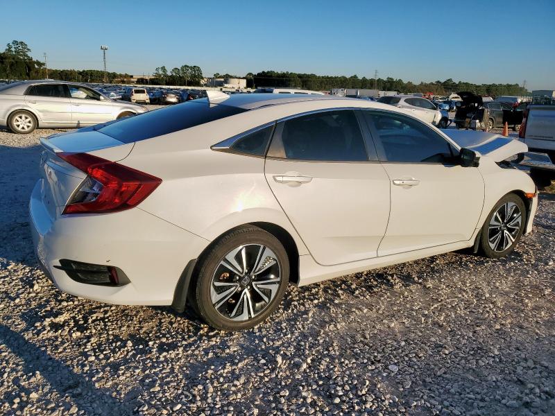 Photo 3 from auction – 2017 HONDA CIVIC EX with VIN 19XFC1F31HE005624