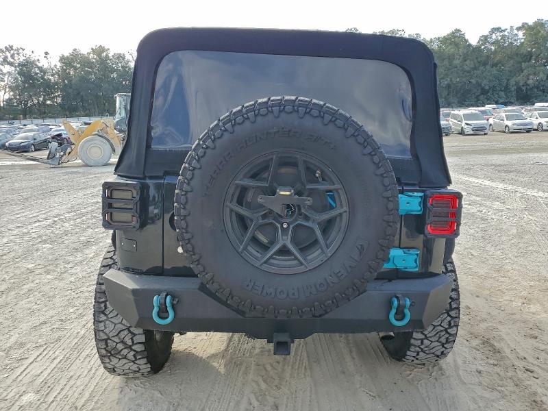 Photo 6 from auction – 2014 JEEP WRANGLER U with VIN 1C4BJWFG2EL310735