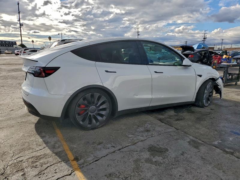 Photo 3 from auction – 2022 TESLA MODEL Y with VIN 7SAYGDEF5NF390415