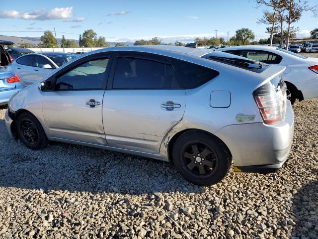 Photo 2 from auction – 2005 TOYOTA PRIUS with VIN JTDKB20U253056707