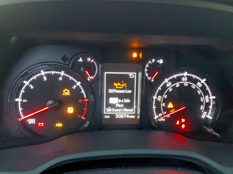 Photo 9 from auction – 2022 TOYOTA 4RUNNER SR with VIN JTEFU5JR5N5269237
